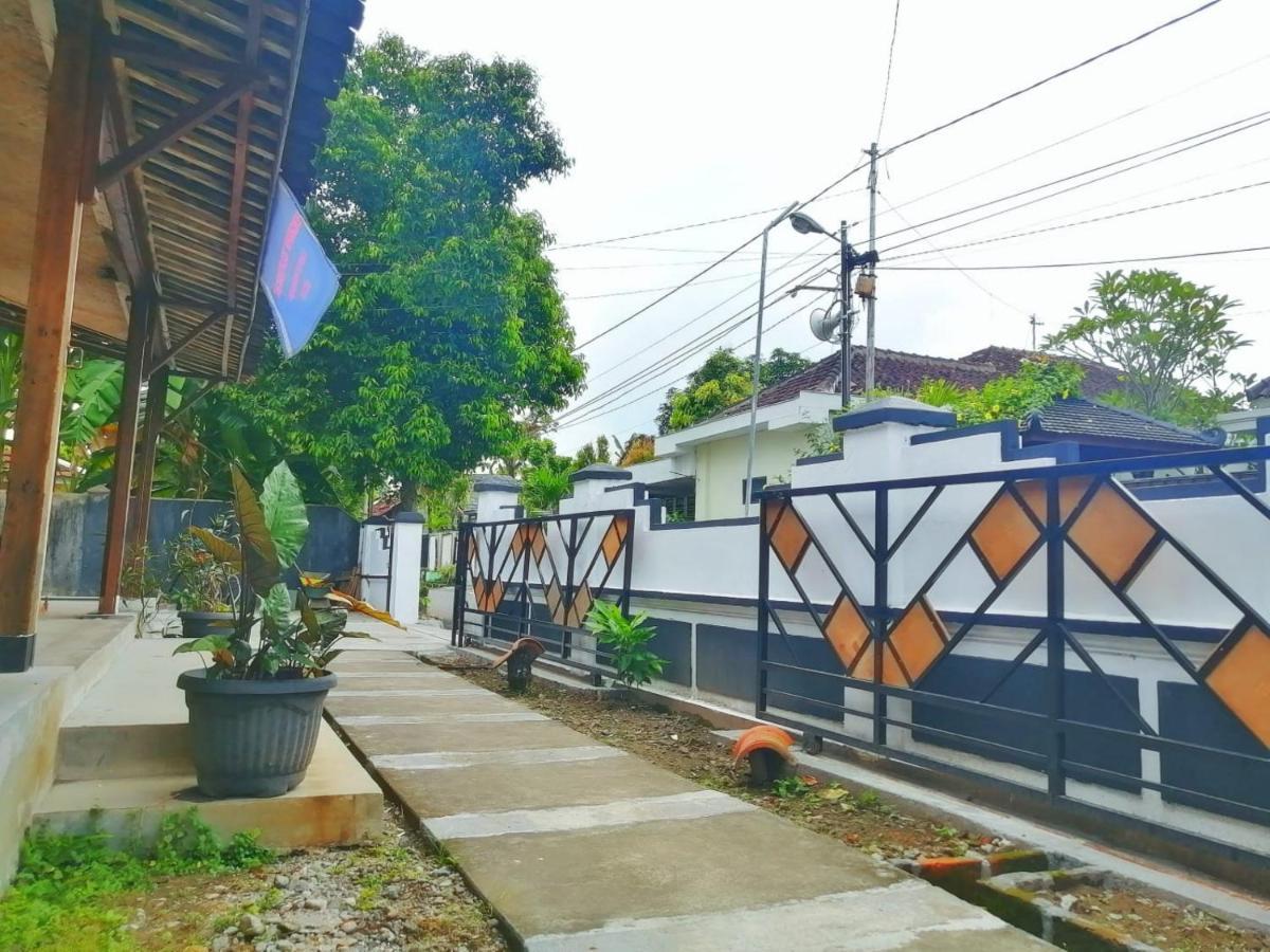 Reddoorz Syariah @ Ndalem Kembang Sore Yogyakarta Eksteriør bilde