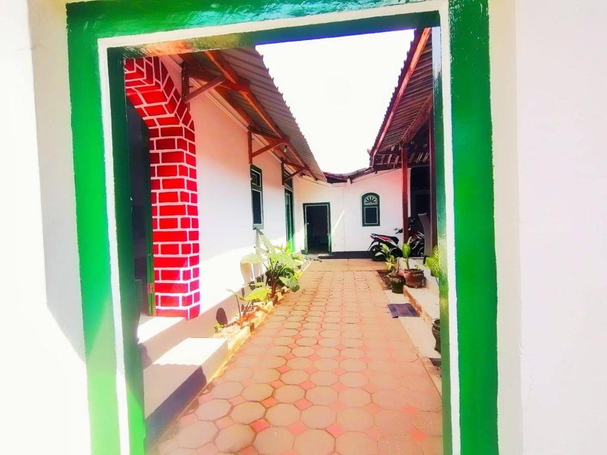 Reddoorz Syariah @ Ndalem Kembang Sore Yogyakarta Eksteriør bilde