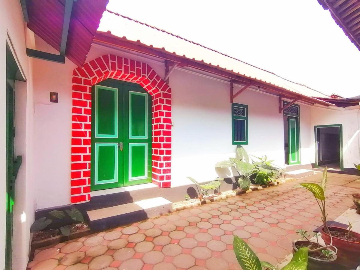 Reddoorz Syariah @ Ndalem Kembang Sore Yogyakarta Eksteriør bilde