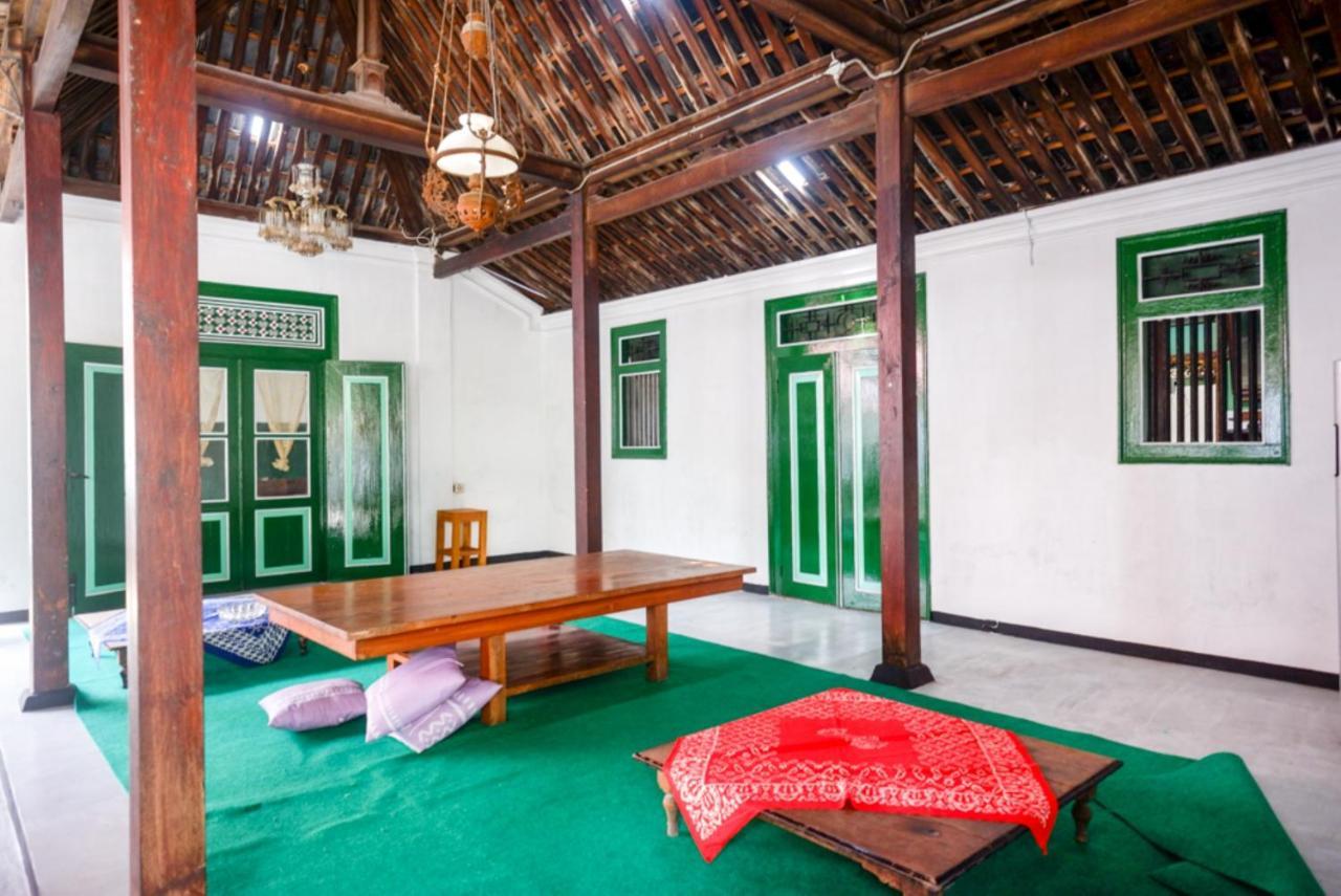 Reddoorz Syariah @ Ndalem Kembang Sore Yogyakarta Eksteriør bilde
