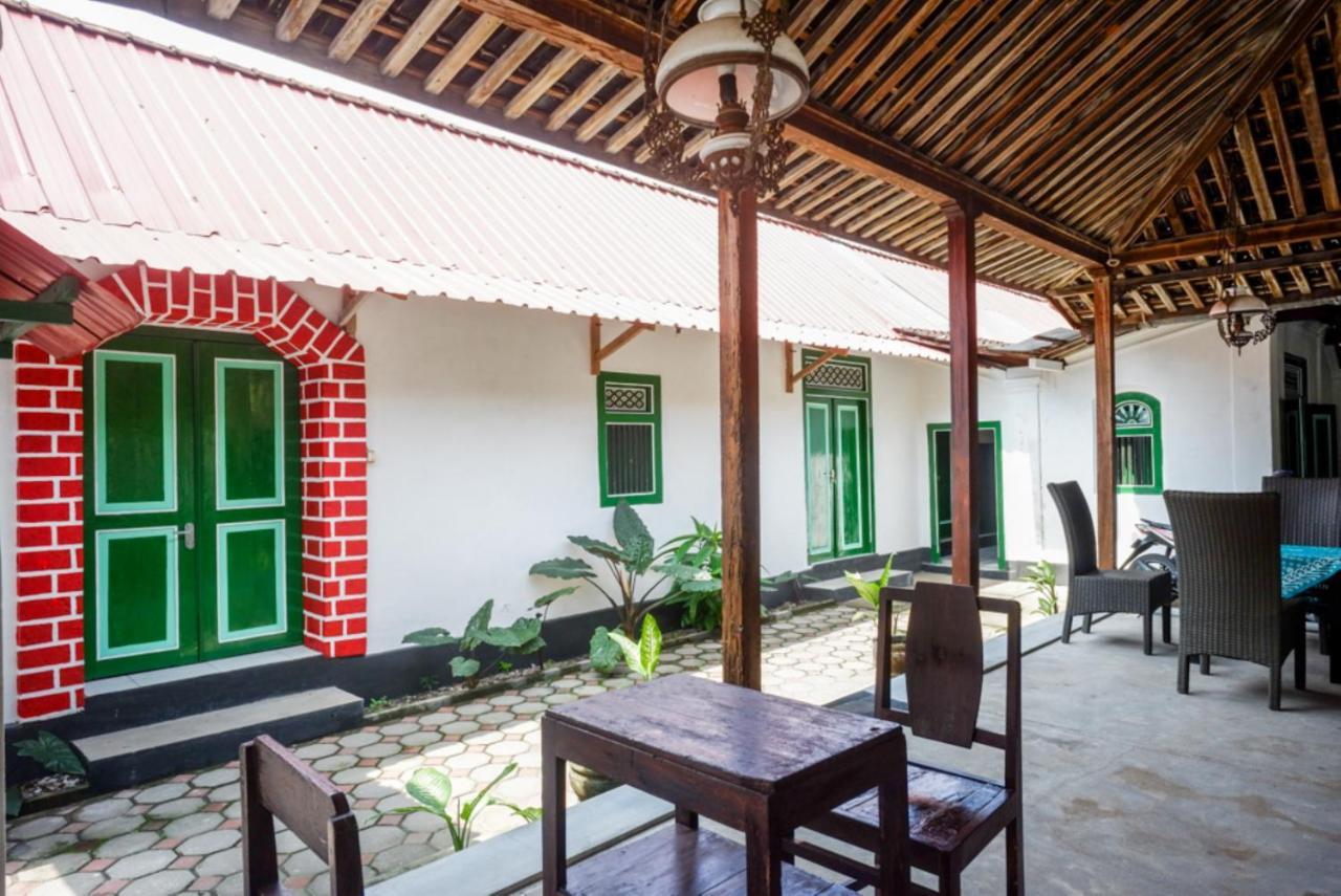 Reddoorz Syariah @ Ndalem Kembang Sore Yogyakarta Eksteriør bilde